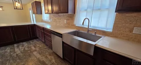 Kitchen - 307 Hackberry St, Lamar, CO 81052 photo 3 of 7