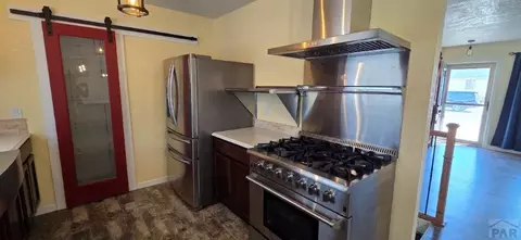 Kitchen - 307 Hackberry St, Lamar, CO 81052 photo 5 of 7