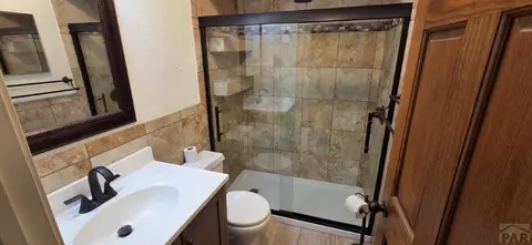 Bath - 307 Hackberry St, Lamar, CO 81052 photo 1 of 5