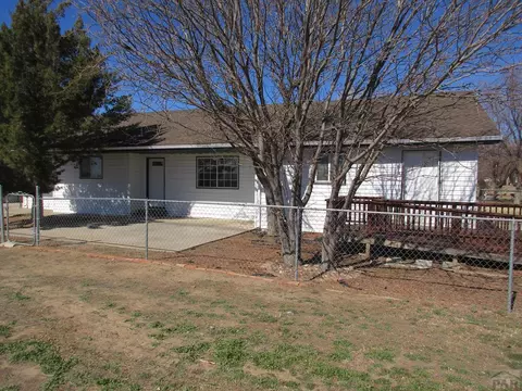 655 Lois Ave, Las Animas, CO 81054