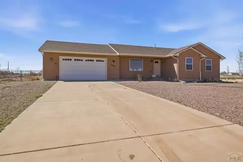 1107 N Kirkwood Dr, Pueblo, CO 81007