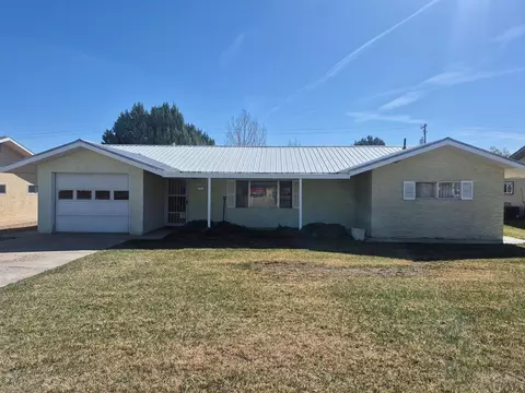 515 Holly Ave, Swink, CO 81077