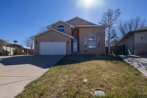 27 Trent Ct, Pueblo, CO 81005