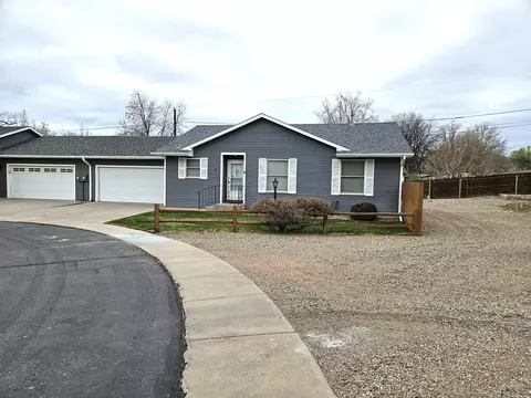 1323 Park Ave, Canon City, CO 81212