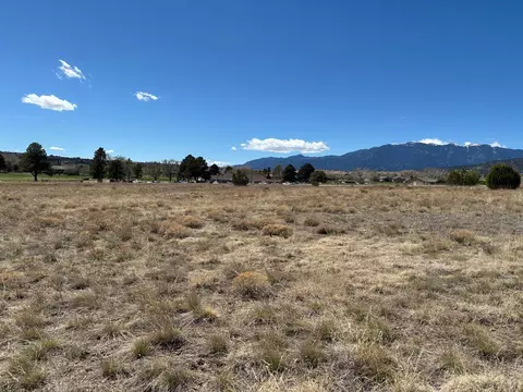 1114 Plum Creek Ln, Colorado City, CO 81019