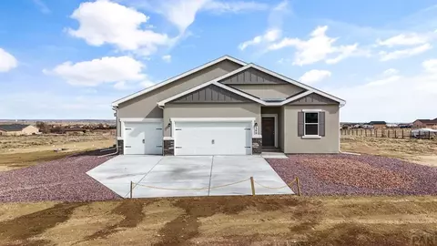380 S Ashford Dr, Pueblo West, CO 81007
