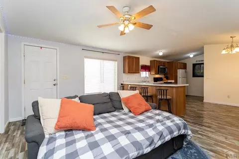 376 E Stanley Dr, Pueblo West, CO 81007