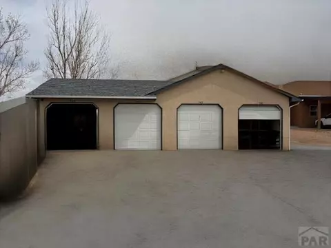 743-745 E Laporte Dr, Pueblo, CO 81007