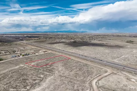 1222 E Grouse Dr, Pueblo West, CO 81007
