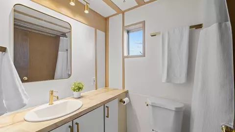 Bath - 37155 W Jones Rd, Yoder, CO 80864 photo 2 of 3