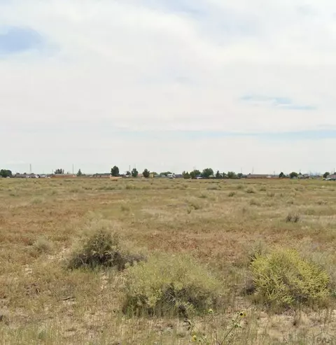 716 N Mapleleaf Dr, Pueblo West, CO 81007