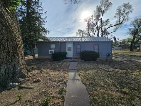 1203 S 10th St, Lamar, CO 81052