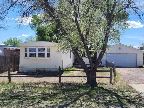 356 E Walton Dr, Pueblo, CO 81007