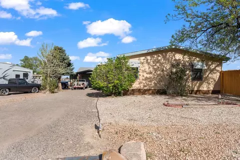 956 S Countryside Dr, Pueblo West, CO 81007