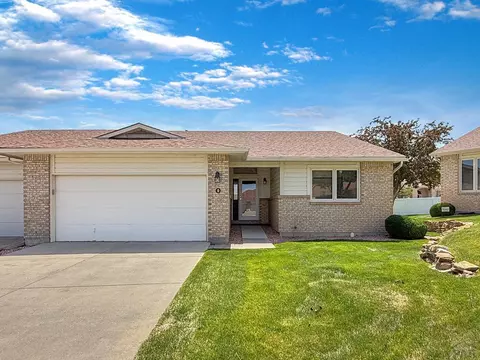 207 Bridle Trl #O, Pueblo, CO 81005