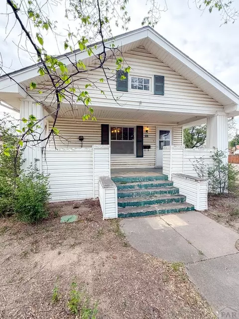 902 Santa Fe Ave, La Junta, CO 81050