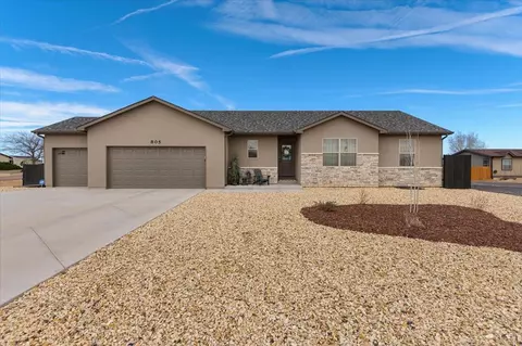 805 N Monarch Dr, Pueblo West, CO 81007