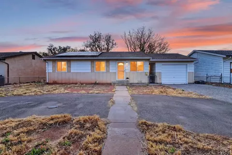 1825 Seminole Ln, Pueblo, CO 81001