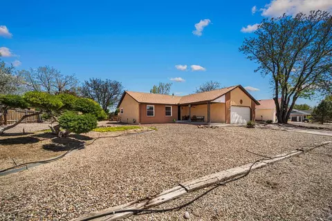 120 S Golfview Dr, Pueblo West, CO 81007