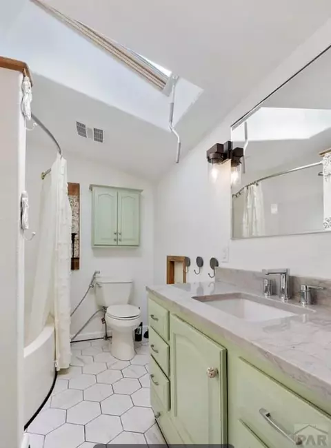 Bath - 1310 Carson Ave, La Junta, CO 81050 photo 6 of 6