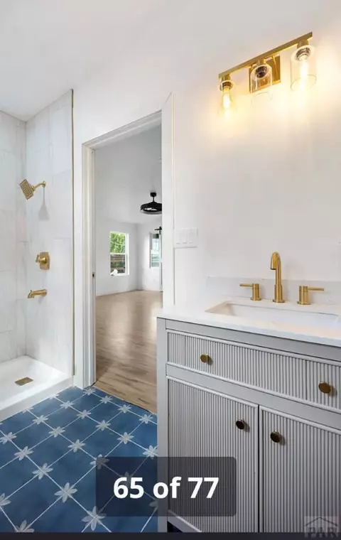 Bath - 1310 Carson Ave, La Junta, CO 81050 photo 1 of 6