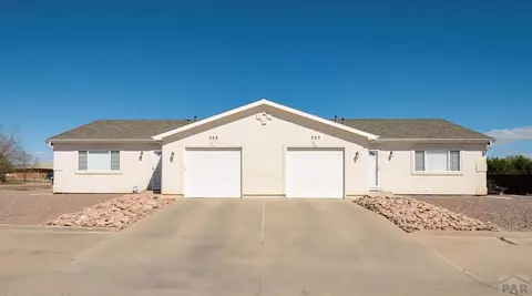 303 E Larchmont Dr, Pueblo West, CO 81007