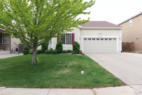 3724 Bison Ln, Pueblo, CO 81005