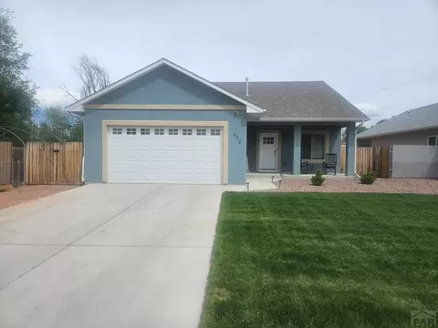602 Orange St, Pueblo, CO 81005