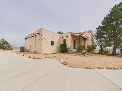 1380 S Winterhaven Dr, Pueblo West, CO 81007