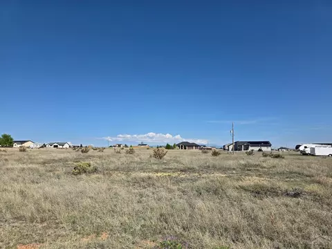 1930 E Alderwood Ln, Pueblo West, CO 81007