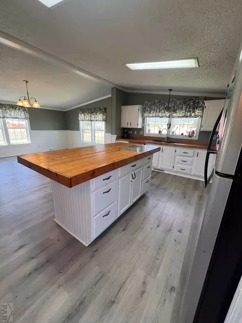 Kitchen - 7937 Mount Baldy Dr, Rye, CO 81069 photo 7 of 7