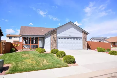 7410 Sun Prairie Dr, Colorado Springs, CO 80925