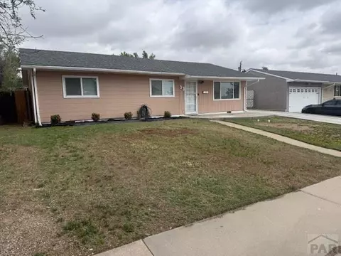 23 Macgregor Rd, Pueblo, CO 81001