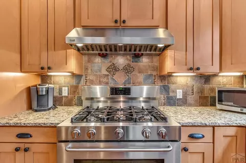 Kitchen - 10 Robert Rd, Rye, CO 81069 photo 8 of 14