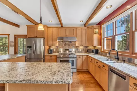 Kitchen - 10 Robert Rd, Rye, CO 81069 photo 6 of 14