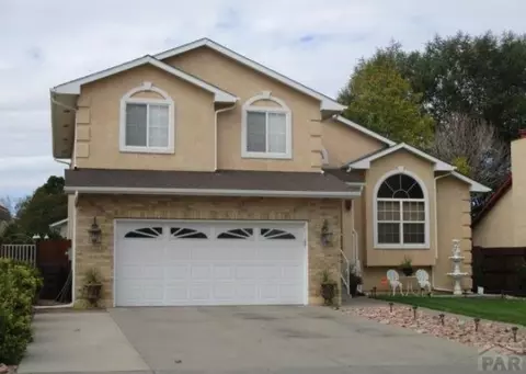 17 Trent Ct, Pueblo, CO 81005