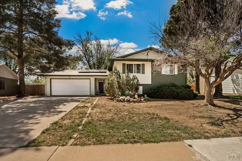 47 Normandy Cir, Pueblo, CO 81001