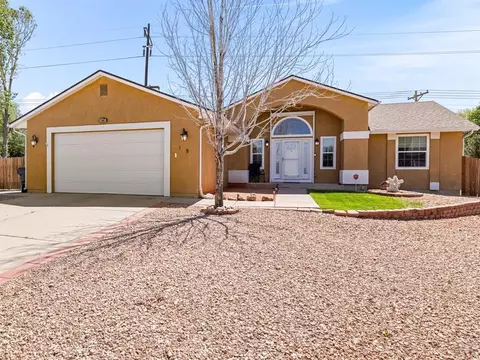 18 Swift Arrow Ct, Pueblo, CO 81001