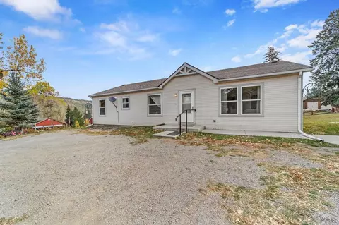 8906 Grand Ave, Beulah, CO 81023