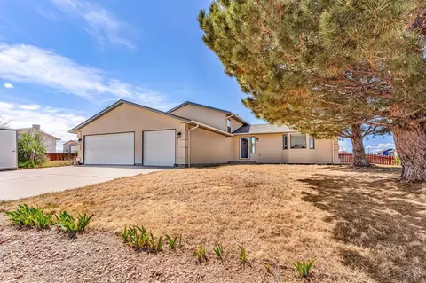 927 N Purcell Blvd, Pueblo West, CO 81007
