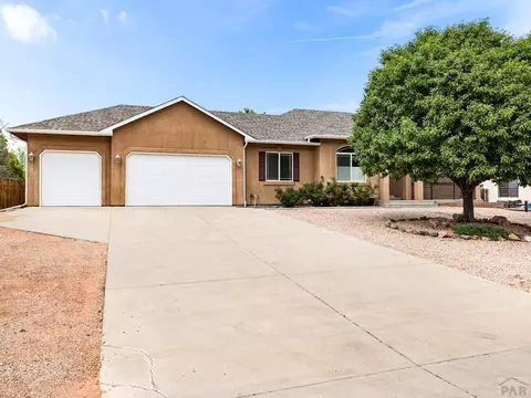 545 W Slice Dr, Pueblo West, CO 81007