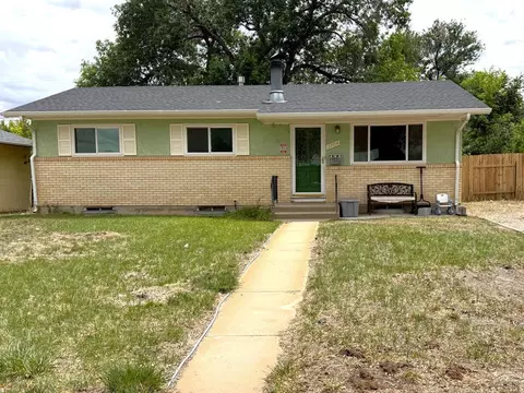 3704 Canterbury Ln, Pueblo, CO 81005