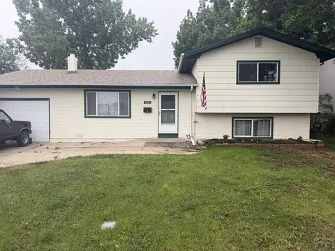 122 Deauville Ln, Pueblo, CO 81005