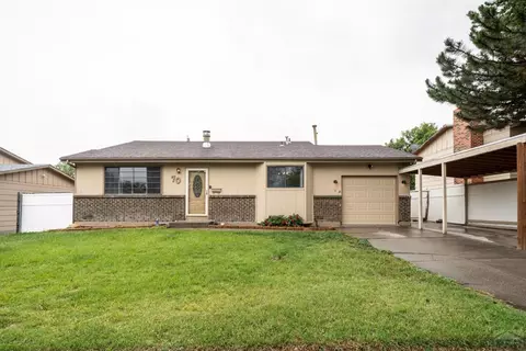 70 Bridle Trl, Pueblo, CO 81005