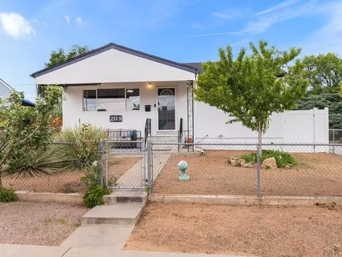 2119 Elmwood Ln, Pueblo, CO 81005