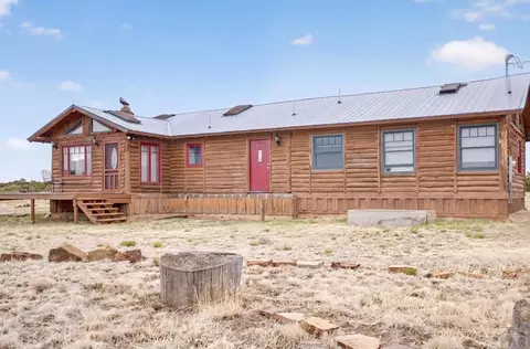 105 Los Vaqueros Cir, Walsenburg, CO 81089