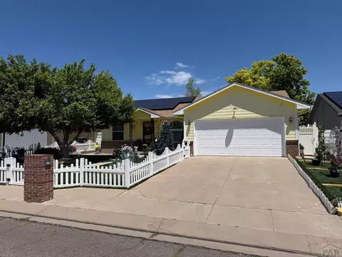 3005 Gem Dr, Pueblo, CO 81005