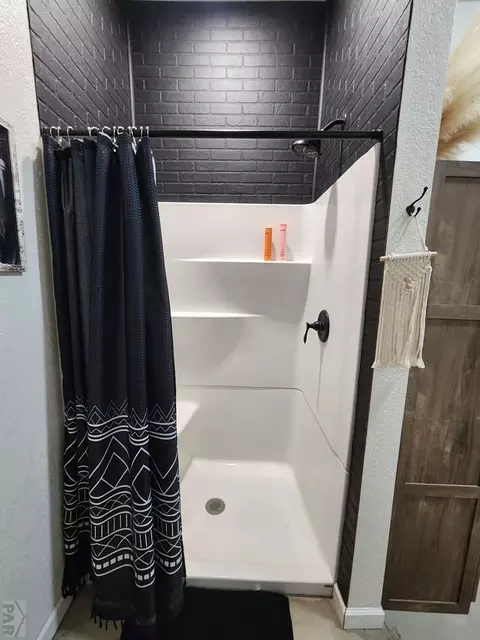 Bath - 988 S Main St, Springfield, CO 81073 photo 3 of 4