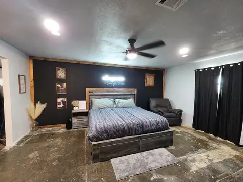 Bedroom - 988 S Main St, Springfield, CO 81073 photo 5 of 8