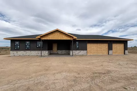686 N Limon Dr, Pueblo West, CO 81007